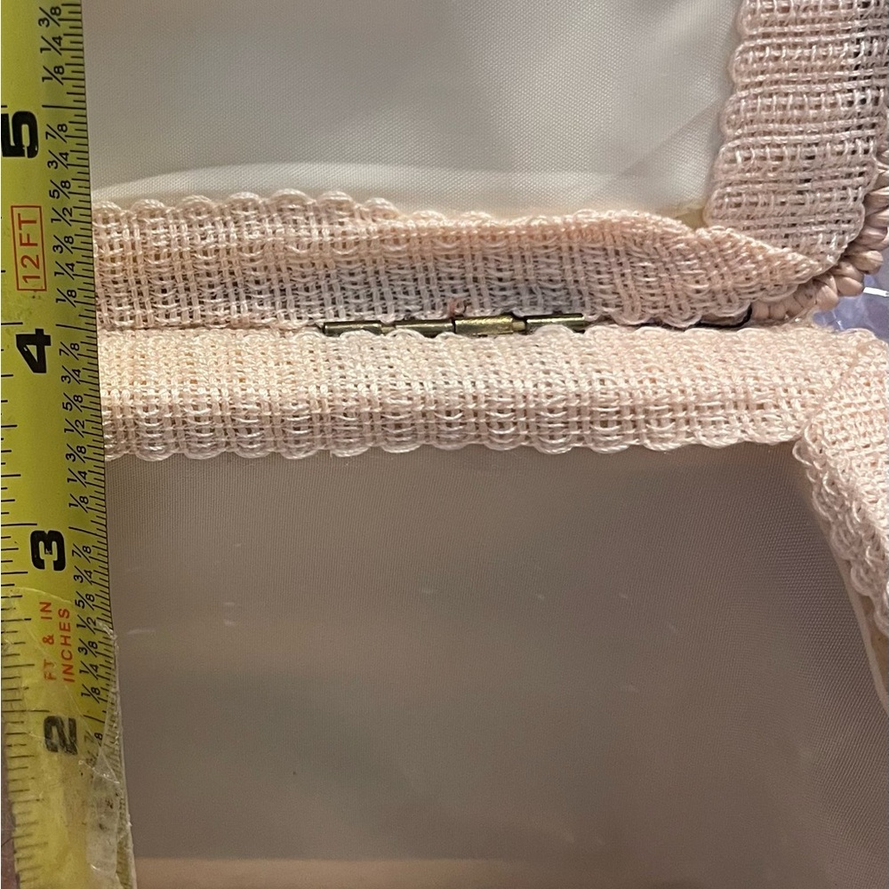 Azar Quilted Cushion Sewing Basket - Picture 11 of 16